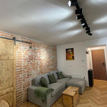 Gg Art Apartments III Любляна Екстериор снимка