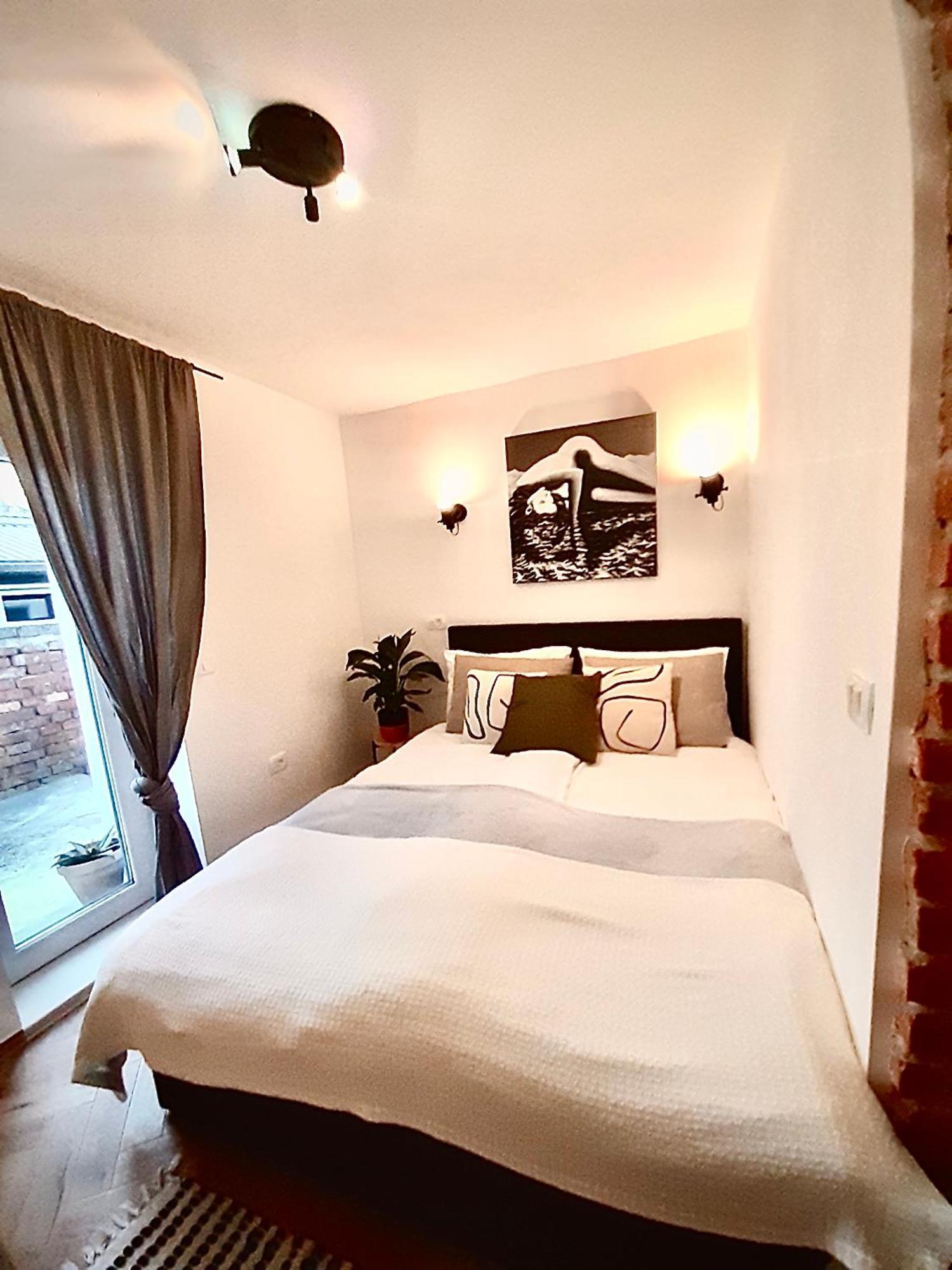 Gg Art Apartments III Любляна Екстериор снимка